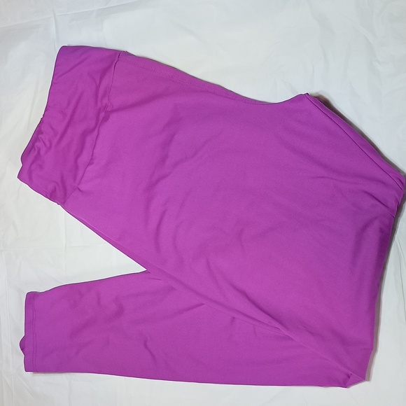 LuLaRoe Pants - Lularoe Butter Soft Leggings Pink Purple 💜 Size TC